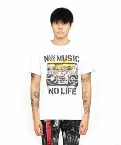 New Arrivals Cult Of Individuality (white Crewneck No Music T-shirt)