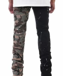 Kdnk (black Camo Contrast Stacked Jean)