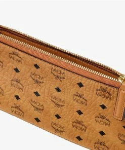 New Arrivals MCM (Brown Multifunction Pouch In Visetos) 7 New Arrivals MCM (Brown Multifunction Pouch In Visetos)