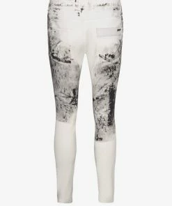 RH45 (white/black Avanti Jean)